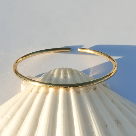 Hammered Effect Bangles in Mirror Polished Brass - Bohemian - Handmade - ARIAS TEUFFEL Hammered Effect Bangles in Mirror Polished Brass - Bohemian - Handmade - ARIAS TEUFFEL